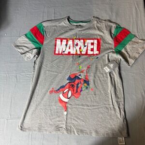 Disney Marvel Spider-Man Christmas Santa Hat Graphic T-Shirt Gray Mens Large NWT